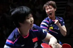 王曼昱/蒯曼女双夺冠！国乒4金收官！图片