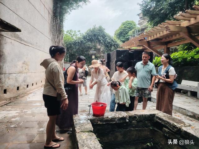 游记：名不经传的龙门镇