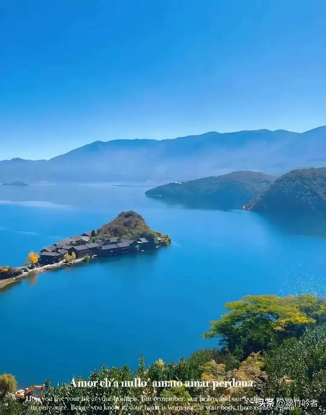 甘肃某景区在国道设卡收费,风景再美,吃相难看。