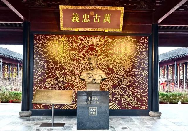 乘地铁，邂逅苏州的国潮与秋色！