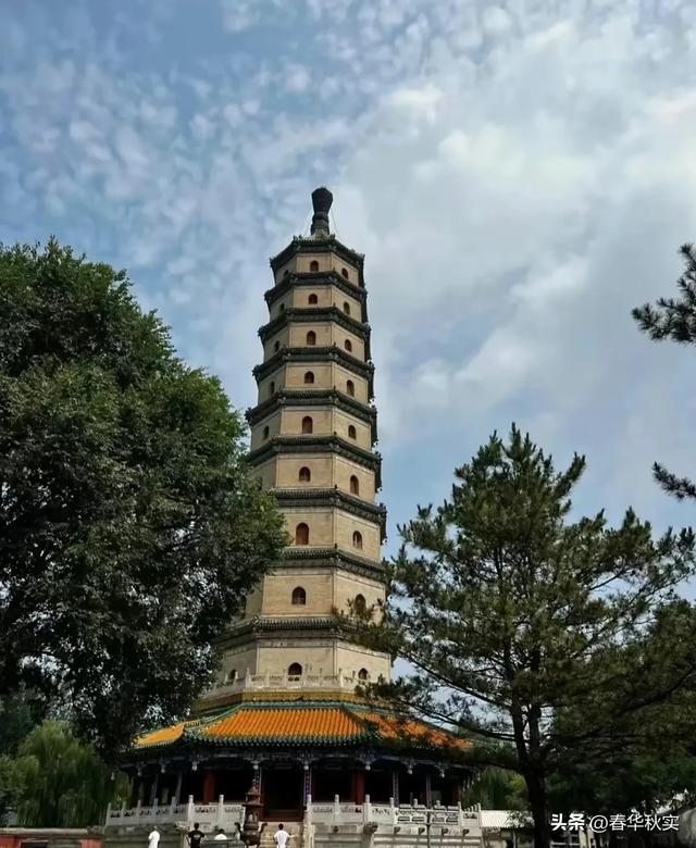 我是成都人，来承德避暑山庄玩，说几点体会。