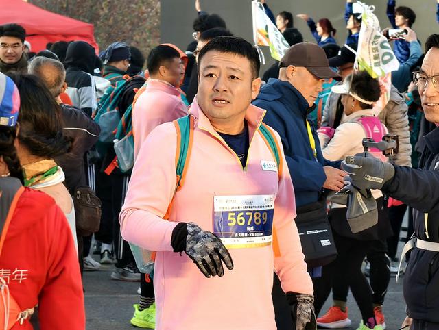 步履叩响泰山，暖意丈量山河：第十七届环泰山T60大徒步综述