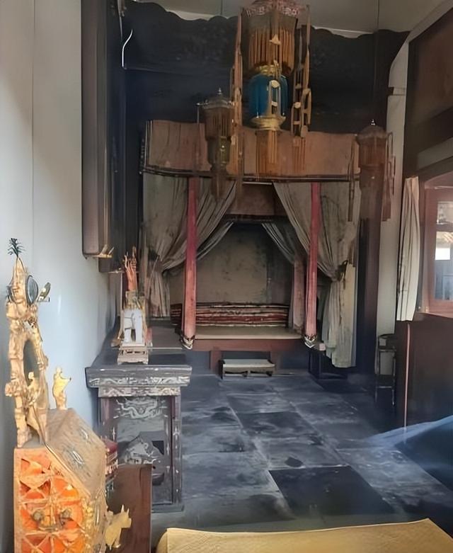 逛故宫别光盯龙椅！脚下这砖藏着600年的绝活儿