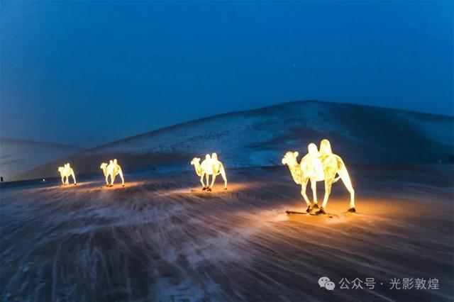 【敦煌第二场雪】月牙泉风雪交加景致极为震撼