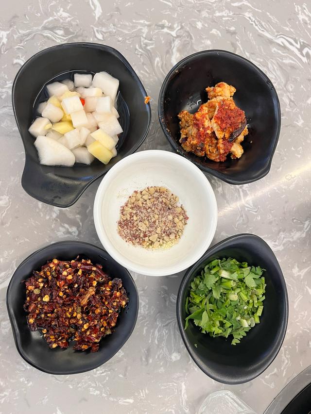 途经春城第四次，逛吃昆明一整天