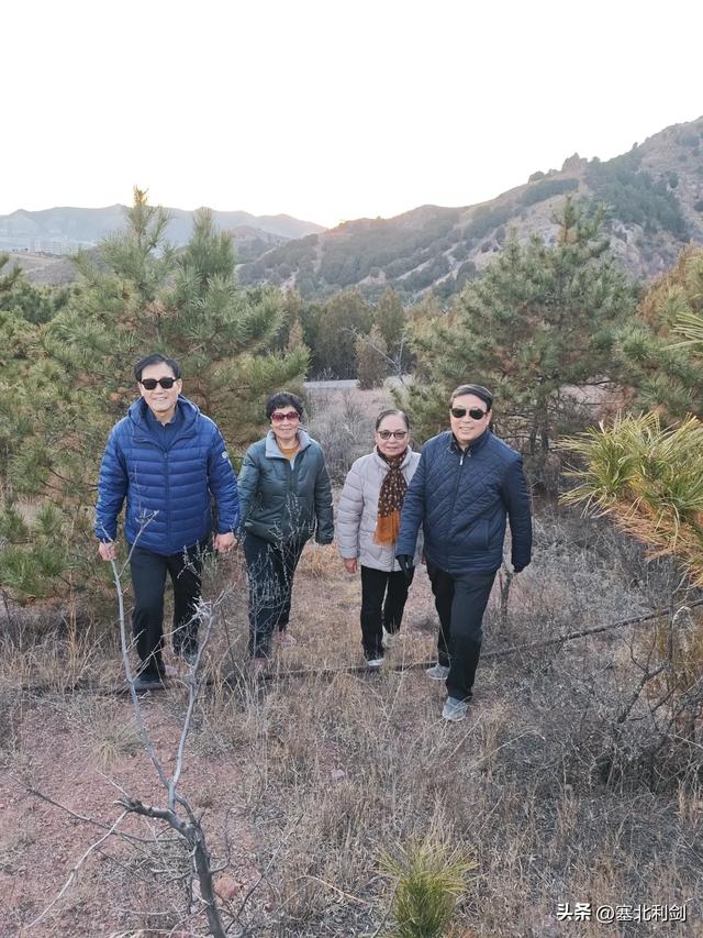 张家口市郊区还有如此丹霞地貌！