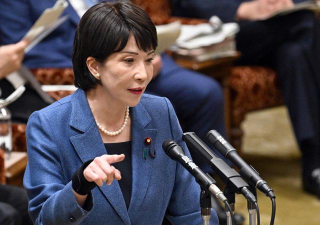 高市强行贴上来，日本死缠烂打要求中日会晤，中方被逼喊出2个字