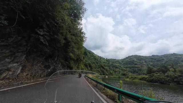 皖浙摩旅二人转——磻溪村篇
