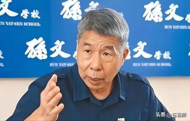 第四次大辩论落幕，张亚中不负众望获得认可，郑丽文表现一言难尽