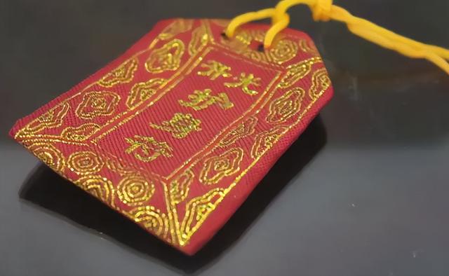 灵隐寺免门票，一年至少减收7.5亿元！细说寺庙的多条赚钱途径