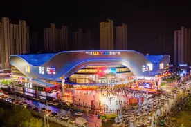 逆势扩张、争夺下沉“网红”，这座商场怎么就成了县城顶流？图片