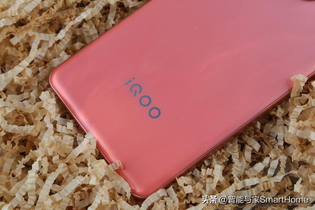 越级高配的中端旗舰体验 iQOO Z10 Turbo Pro详测