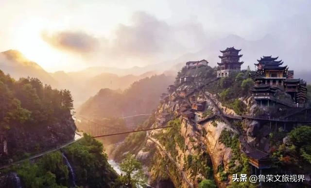 江西低估的仙山，比黄山更秀，比武夷更奇，真后悔没有早点知道！