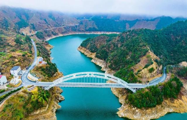 一路都是风景！临安这样玩，松弛感拉满→