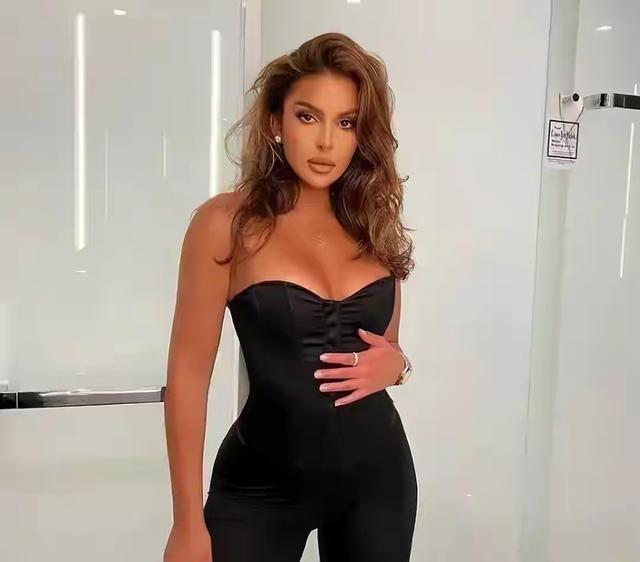 这就是公开辱华的后果！取消冠军头衔只是开始，职业生涯也全毁了