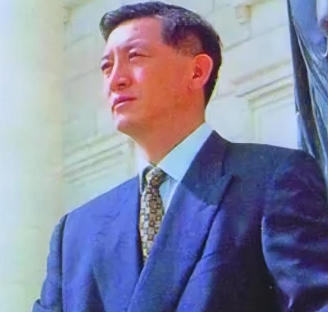 他挪用近3亿公款，却没坐过一天牢，为何国家还补发给他19年工资