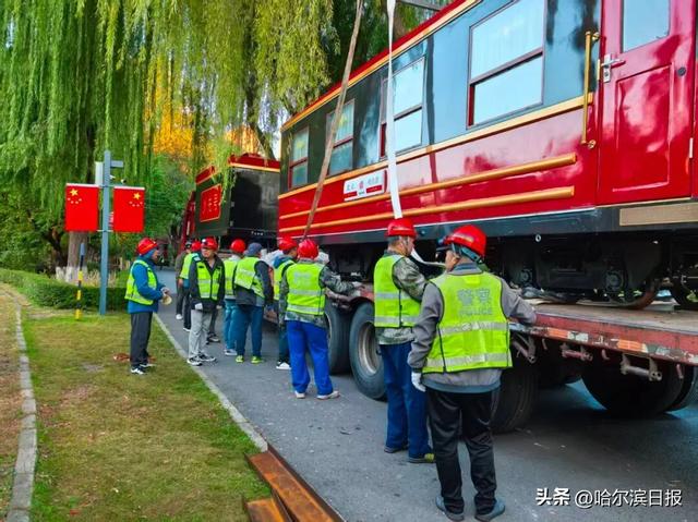 让童趣穿越四季！儿童公园第六代升级版小火车落地冰城，“十一”正式载客
