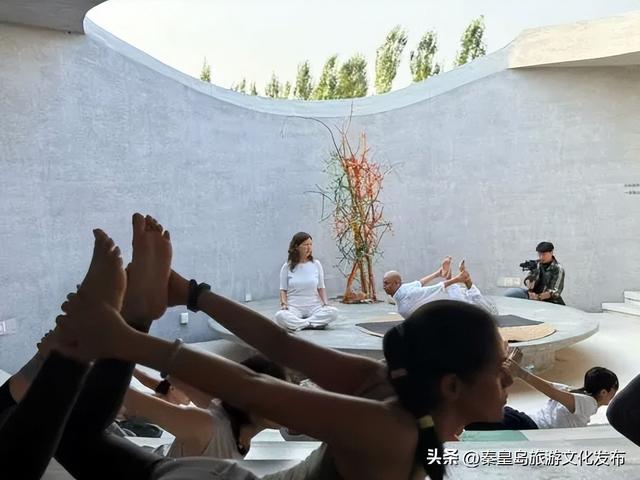 月华滨海共潮生｜文艺海岸与康养新城的双节献礼——北戴河新区2025国庆中秋假期旅游市场精彩回顾