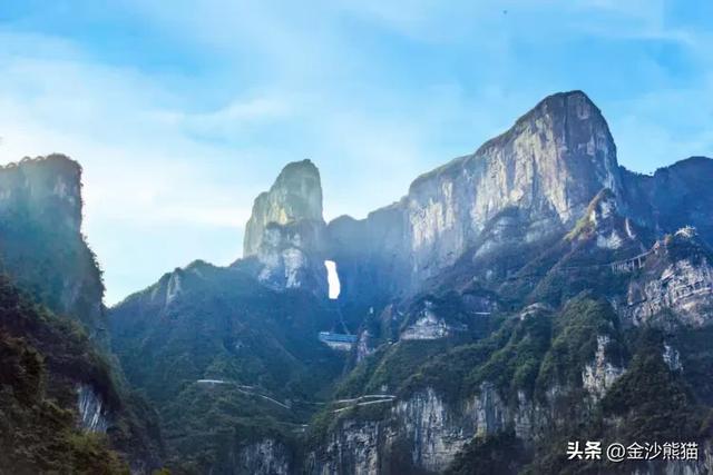 镜头中的山水：寻梦张家界 醉心山水间