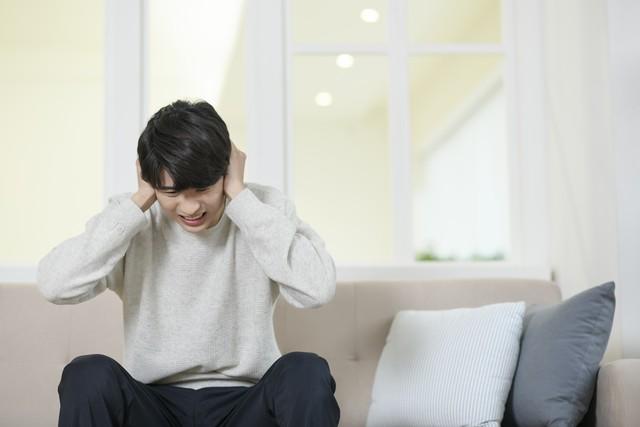 头颈部爱出汗是身体虚？医生：或是这3种疾病来临的信号，别大意