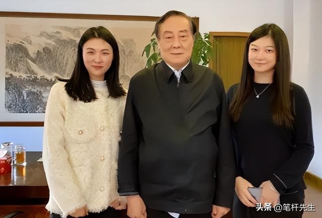 又爆大瓜！宗庆后与杜建英20年前结婚又离婚，只因宗馥莉手段强硬