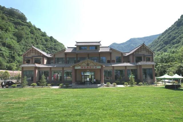 超绝盛夏避世指南！这个暑假在白马山寨找回生活本味