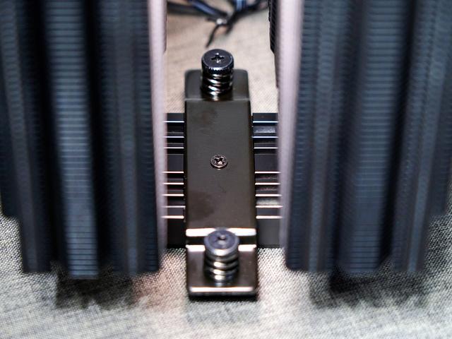 8G显存是原罪，还是光追来背锅？RTX5060金属大师对比评测