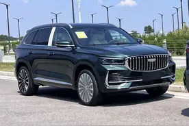 新车 | 配新格栅/电子挡杆，2025款吉利星越L实车曝光/10月23日上市图片