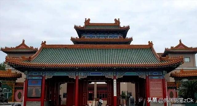 身价过百亿，坐拥北京一条街，出门私人飞机，京圈内的富婆都有谁