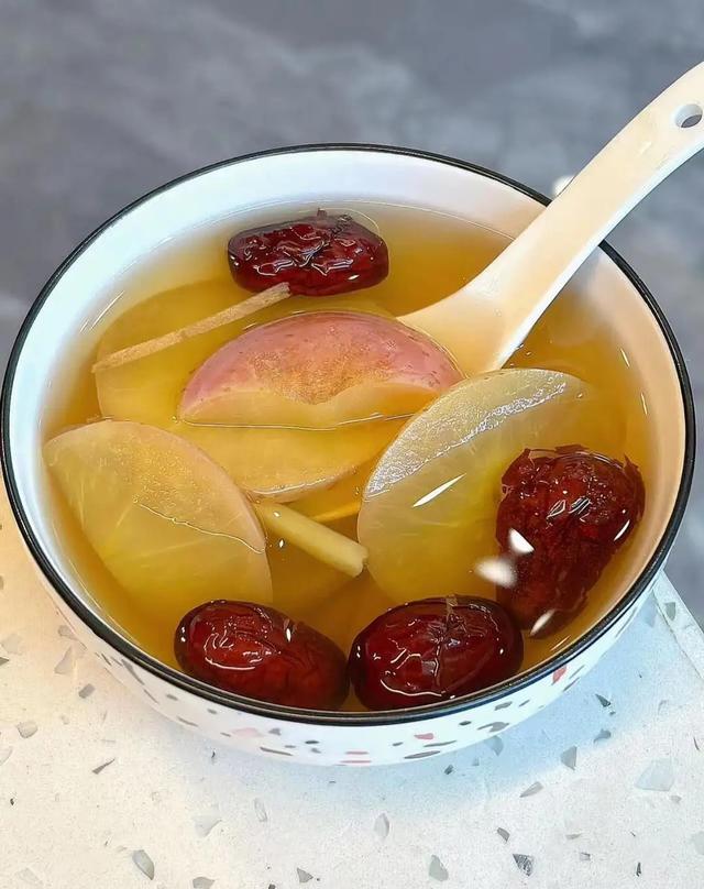 红糖搭配一物，肺里垃圾全清空！连喝三天痰清了，喉咙不痒超舒服