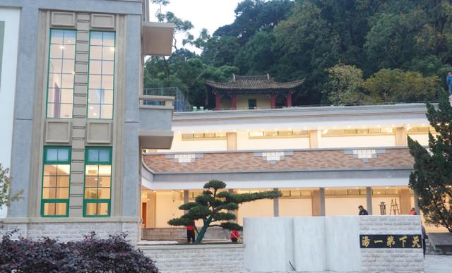 天气转冷，安宁“天下第一汤”温泉试运营受热捧