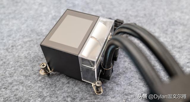 ATX也能玩便携？可以领着走的ATX主机，机械大师 C34 Pro装机体验
