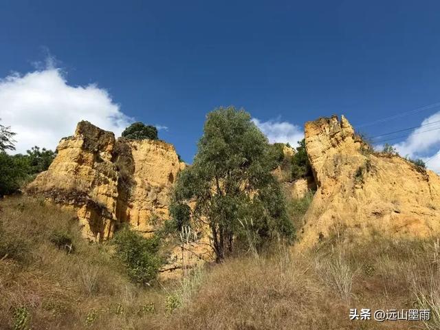 随走呈贡大学城,逛梁王湖、转小土林,感受多彩的秋冬世界,休闲