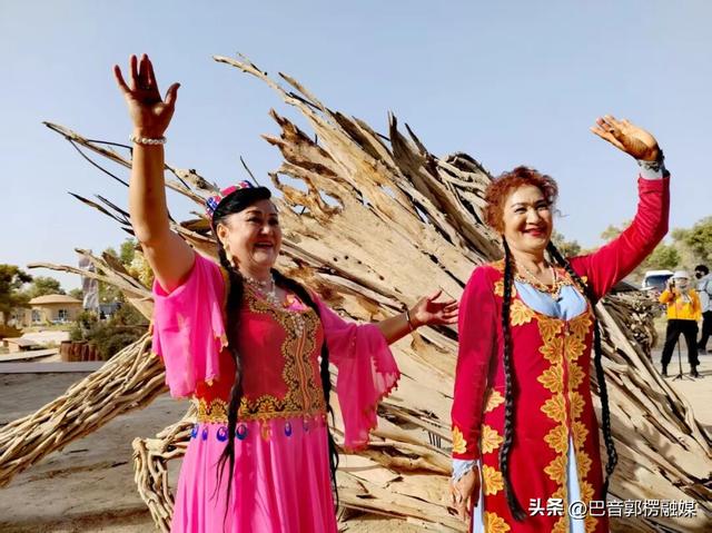 以胡杨为媒 促文旅融合 轮台第十届胡杨文化旅游系列活动燃爆金秋