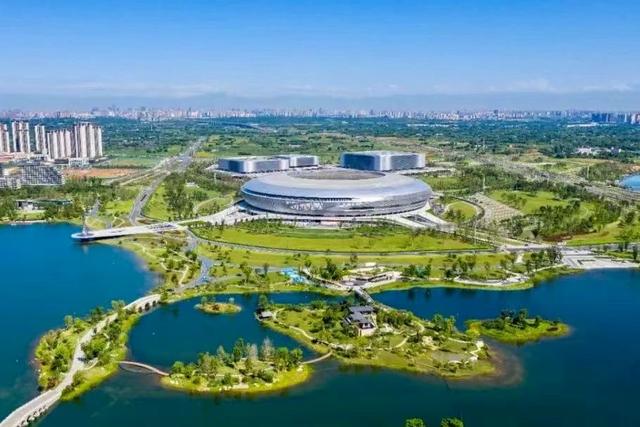 成都登上境内游热门目的地