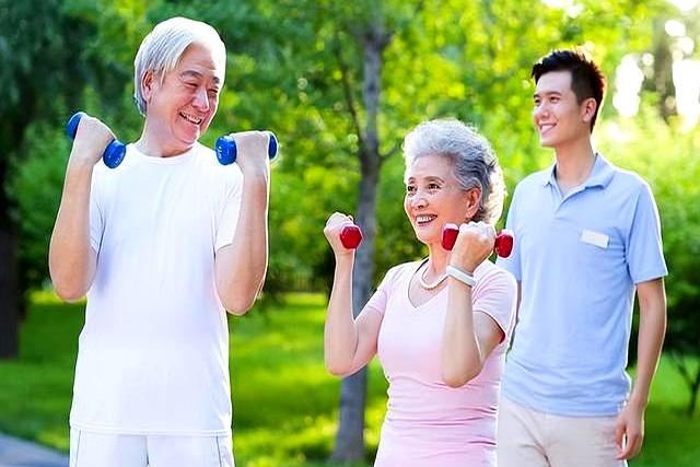 “经常运动”被推翻？建议：过了55岁	，最好保持7个锻炼习惯