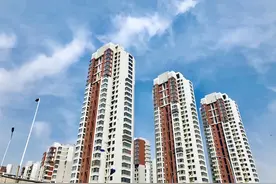 一梯两户，选择东户还是西户，多亏懂行的朋友提醒，差点选错了图片