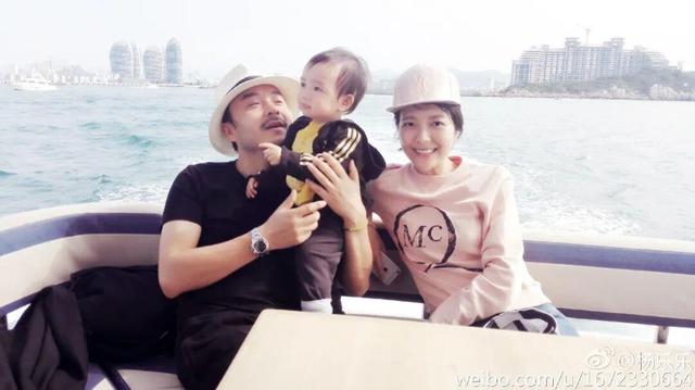 汪涵妻子杨乐乐患阑尾炎独自住院