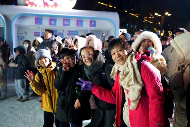 庐山冰雪嘉年华：加庐山冰雪“微信” “南方小土豆”不虚度冬日年华