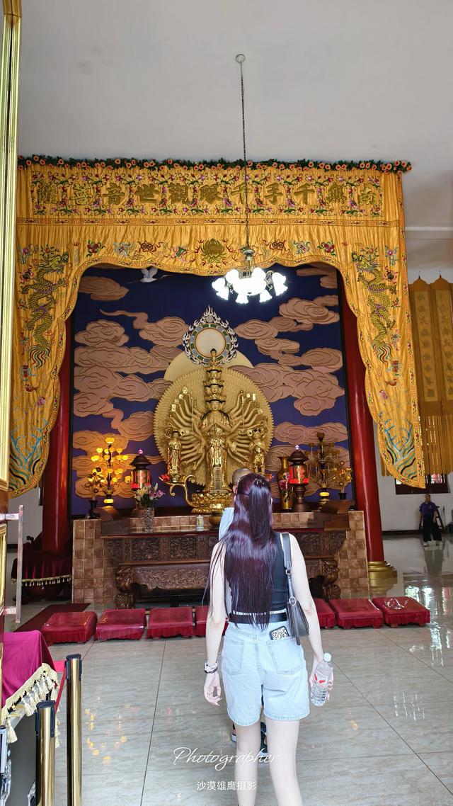 游览哈尔滨极乐寺侧记