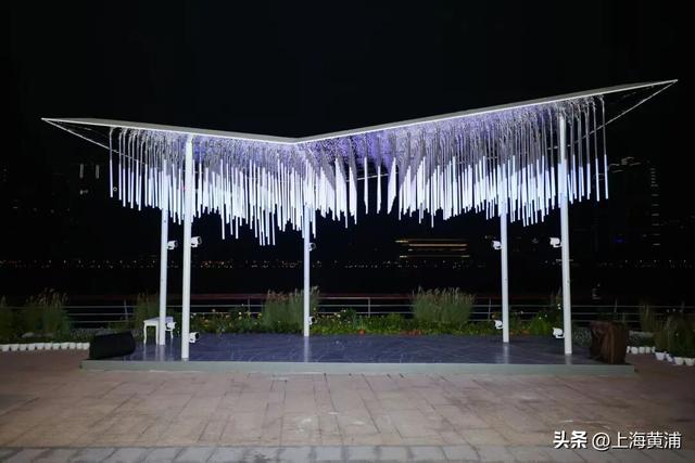 真的被美到！7处“光之秘境”现身南外滩，浪漫升级！