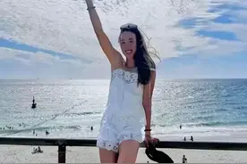 刚创造完历史！私生活就被曝！郑钦文最令人震惊的绝不是碾压李娜图片