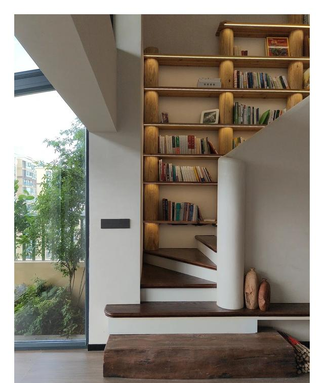 想不后悔！楼梯这样装，瞬间高级10倍，实用又惊艳！你会感谢我的