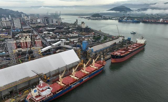 反转！中方刚同意买美豆，特朗普还没来得及高兴，45人投下反对票