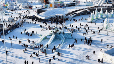 哈尔滨冰雪大世界滑梯全攻略，“滑”不多说，直接开整！