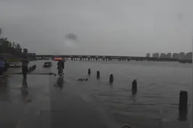 四川江边浮尸案：男子被绑60斤重物，警方靠一条被删除的短信破案图片