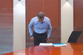 被指“偷工减料态度还差”，ABC品牌创始人鞠躬致歉：将在明年3月实现全线国标零负差图片