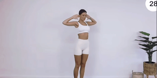 肚子肉多最怕“高抬腿”，不跑不跳、刮去腰腹赘肉	，练出平坦小腹