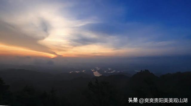 观山湖晨曦秘境 | 登九龙山顶 邂逅“小千岛湖”如画风光