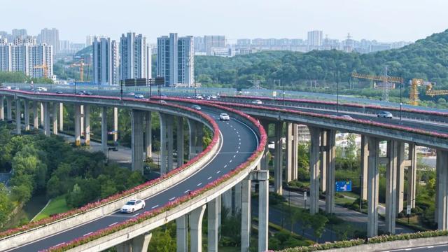 中国的城市为什么全是一个样